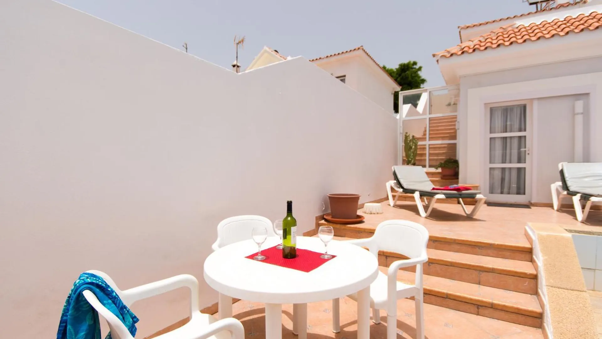 Tranquil 4 Bedroom Holiday Villa Callao Salvaje